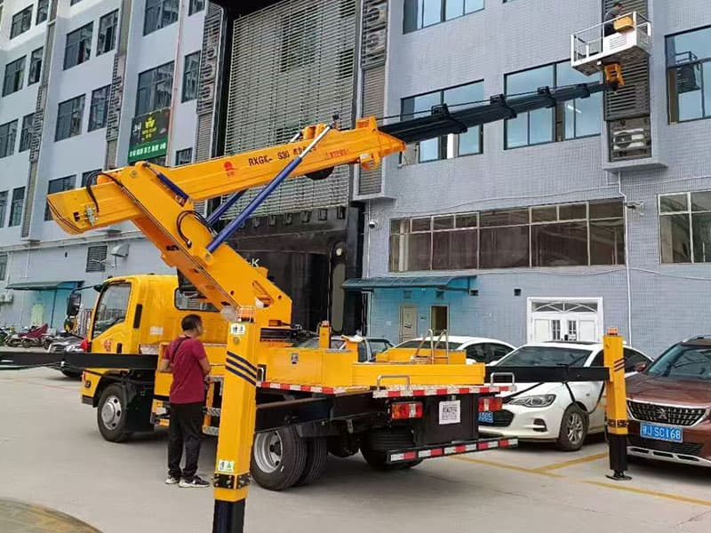 36米车载高空车