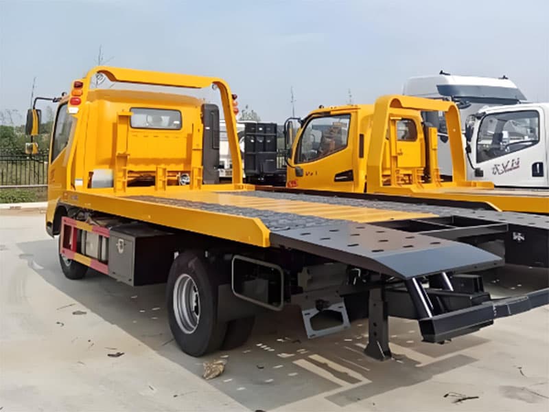 8吨板清障车